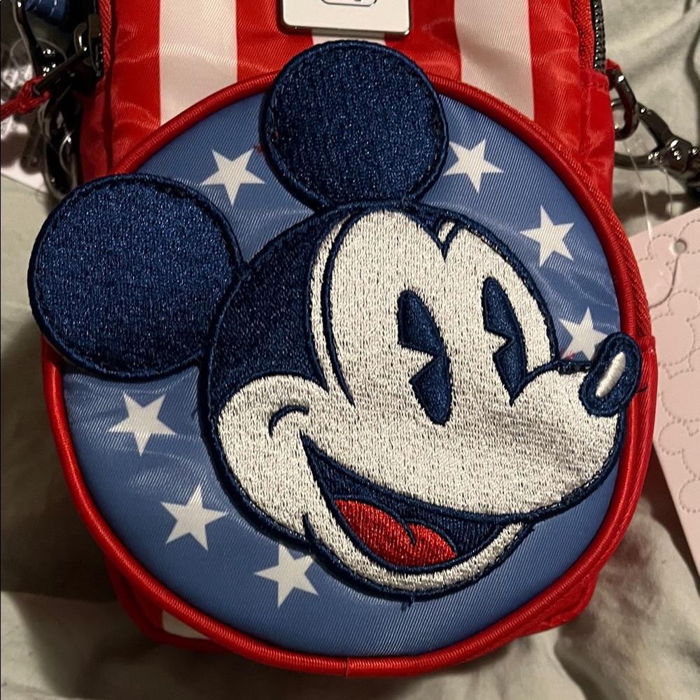 Disney Mickey Mouse LUG crossbody- Red, Blue, White - Picture 4 of 7